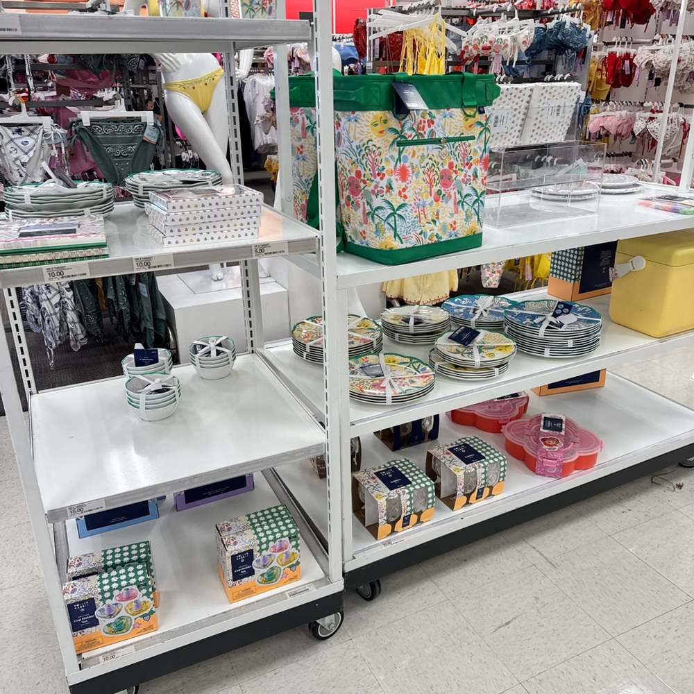 💛💚 Roller Rabbit x Target Vacation Stackable Snacklebox - Picture 6 of 6
